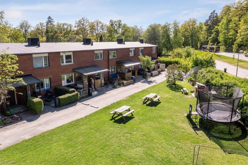 28. Trapphusmalning Golvslipning BRF Varmdo Djuro 1536x1023